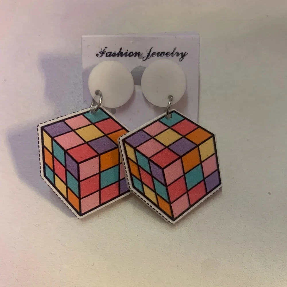 Rubix Cube Earrings NWT - Picture 1 of 1